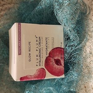 GLOW RECIPE - Plum Plump Hyaluronic Cream